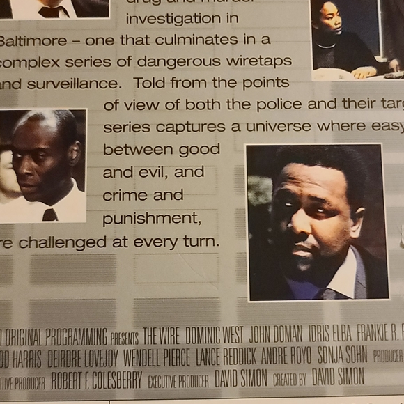 The Shield Box set Brandnew & Sealed. Seasons 1,2,3,4 complete Boxset - Picture 8 of 12